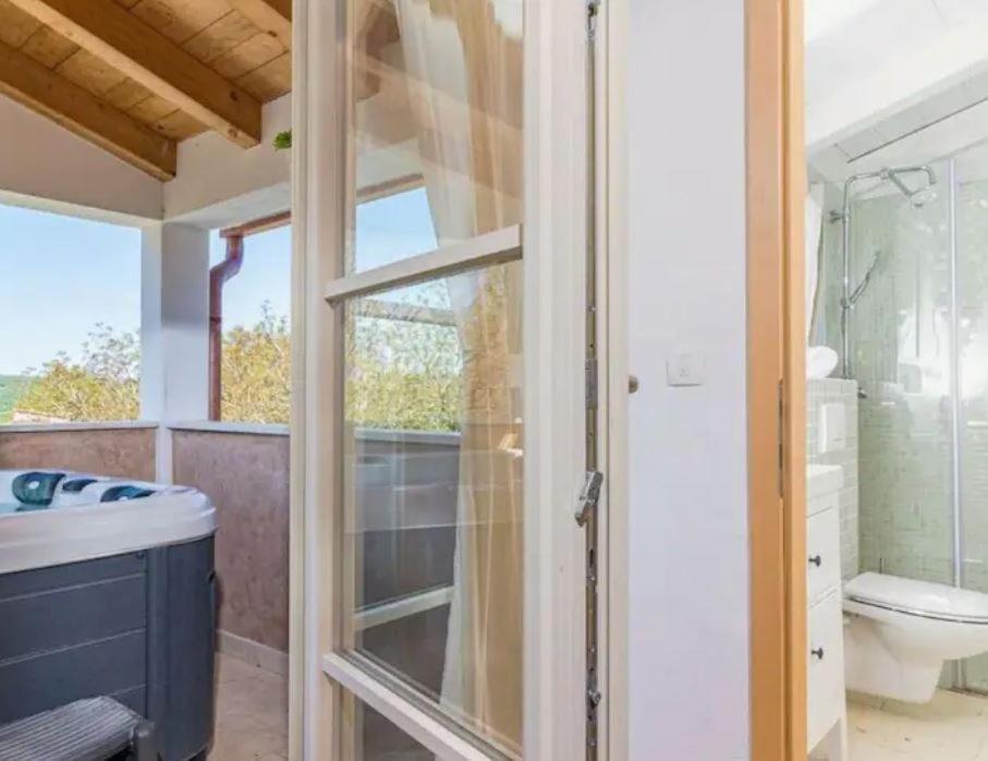 Wellness House Oliva With Heated Salt Water Pool, Sauna & Jakuzzi ลาบิน ภายนอก รูปภาพ